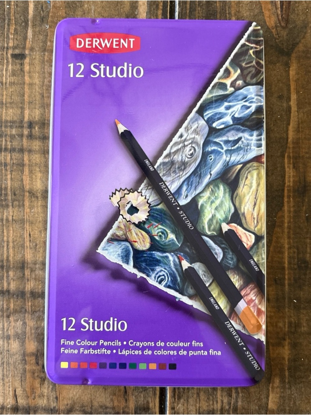 Derwent 12 Studio Fine Color Pencil Set - Purple Tin